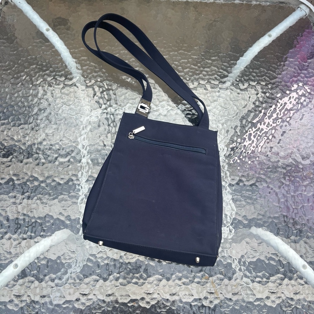 Vintage Guess purse